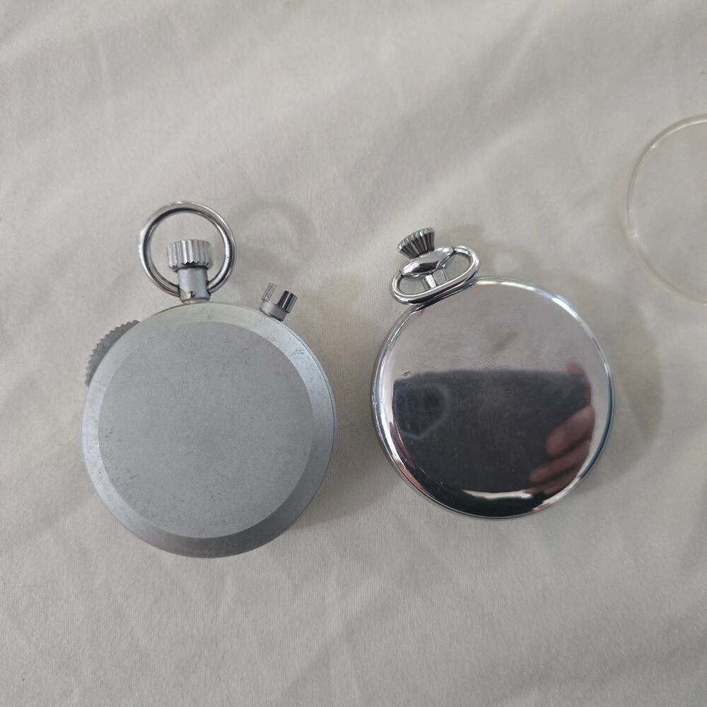 2 vintage pocket watch UNTESTED! - Picture 2 of 3